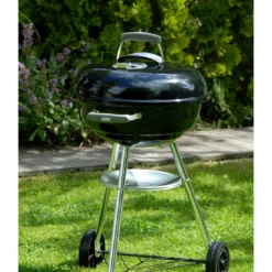 Weber Barbecue à Charbon Compact Kettle Ø 47cm Noir 13 Weber Barbecue à Charbon Compact Kettle Ø 47cm Noir -Verger Magique Soldes Boutique barbecue a charbon compact kettle o 47cm noir 3