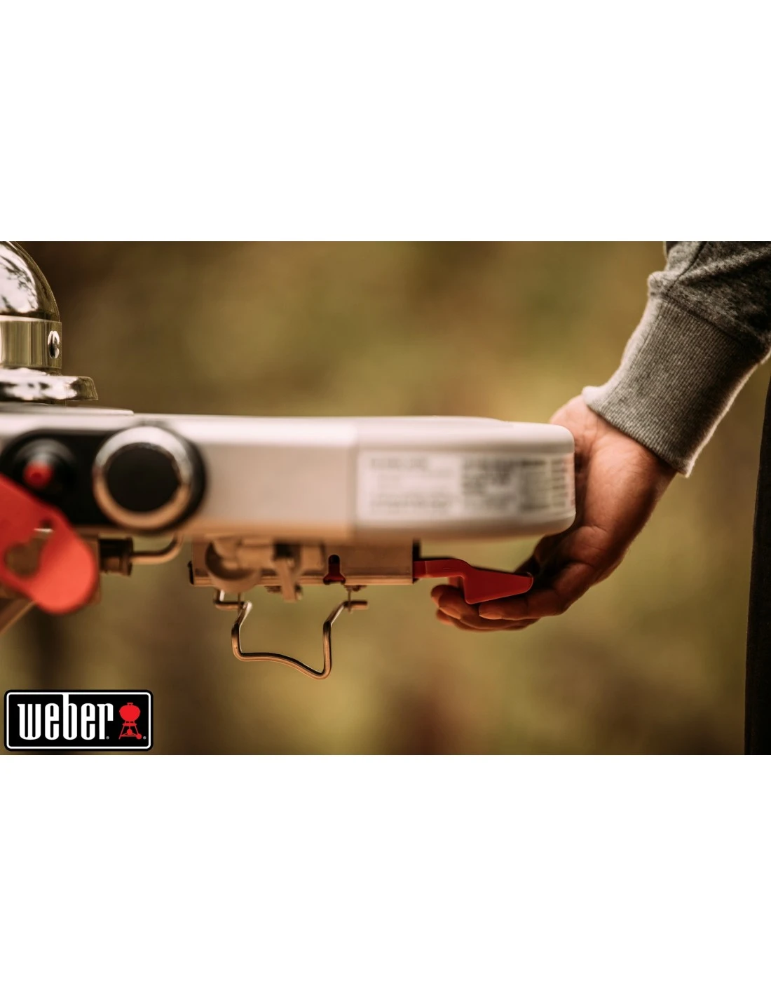 Barbecue à Gaz Weber Traveler Stealth Noir Avec Chariot Noir 11 Barbecue à Gaz Weber Traveler Stealth Noir Avec Chariot Noir – Image 11