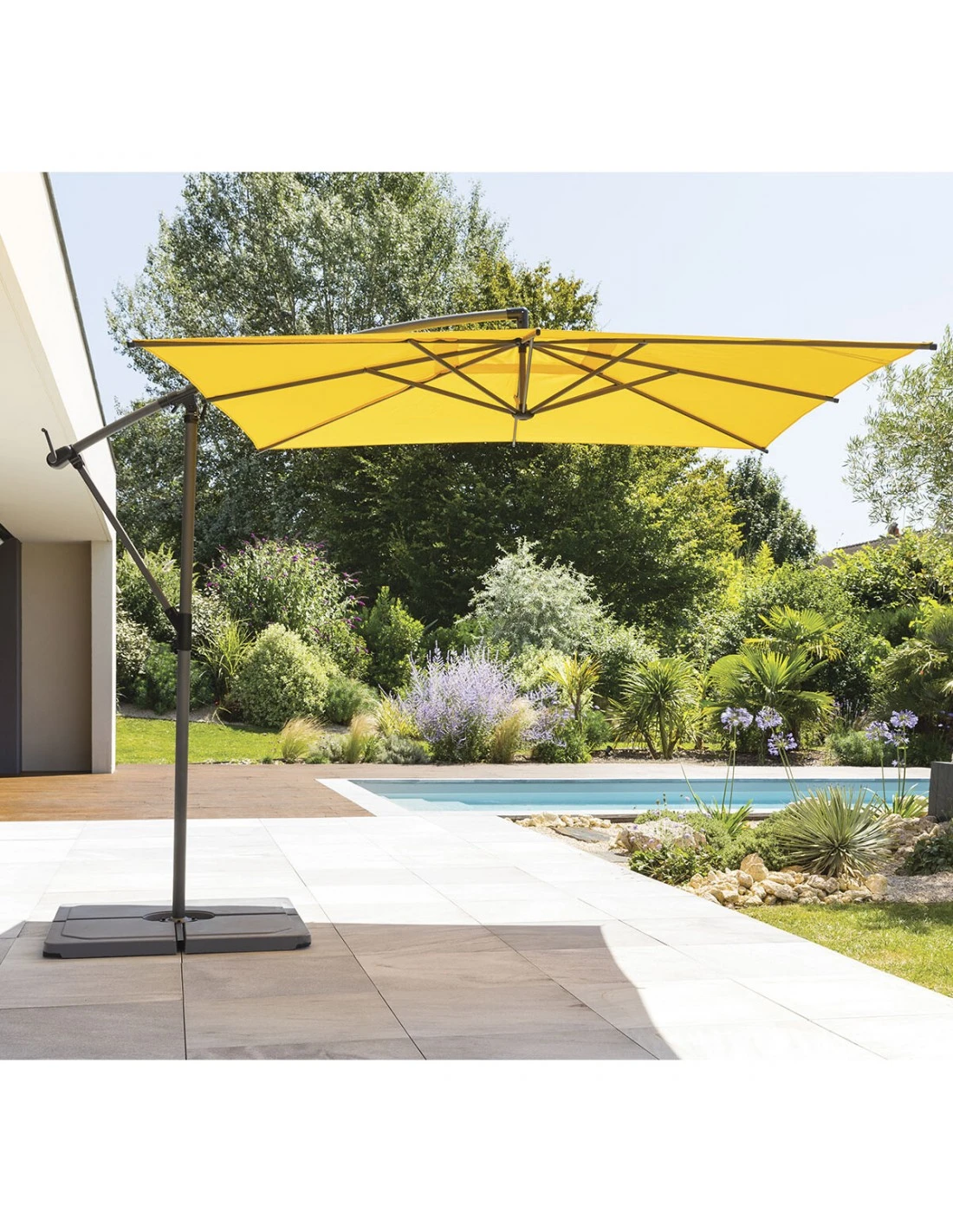Parasol Déporté Carré Manoa 2.5x2.5 M - Acier Et Polyester - Moutarde 2 Parasol Déporté Carré Manoa 2.5x2.5 M - Acier Et Polyester - Moutarde – Image 2