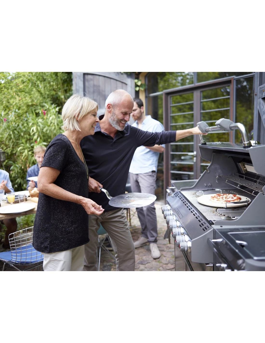 Weber Pelle à Pizza - Large Et Pliable - Acier Inoxydable 4 Weber Pelle à Pizza - Large Et Pliable - Acier Inoxydable – Image 4