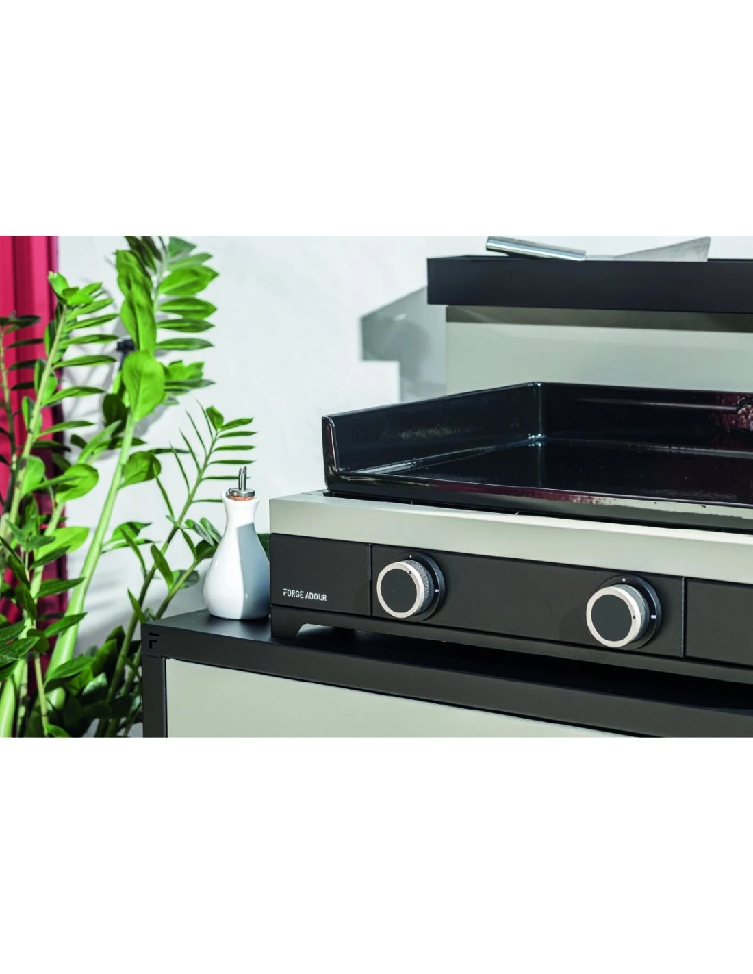 Plancha Modern G60 à Gaz Acier Noir Et Gris Clair - Forge Adour 5 Plancha Modern G60 à Gaz Acier Noir Et Gris Clair - Forge Adour – Image 5