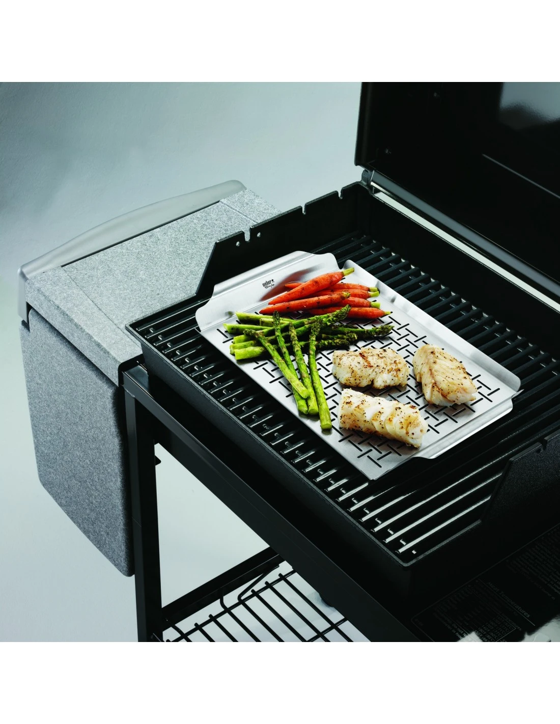 Plat De Cuisson Deluxe - Acier Inoxydable, Rectangle - Weber 5 Plat De Cuisson Deluxe - Acier Inoxydable, Rectangle - Weber – Image 5